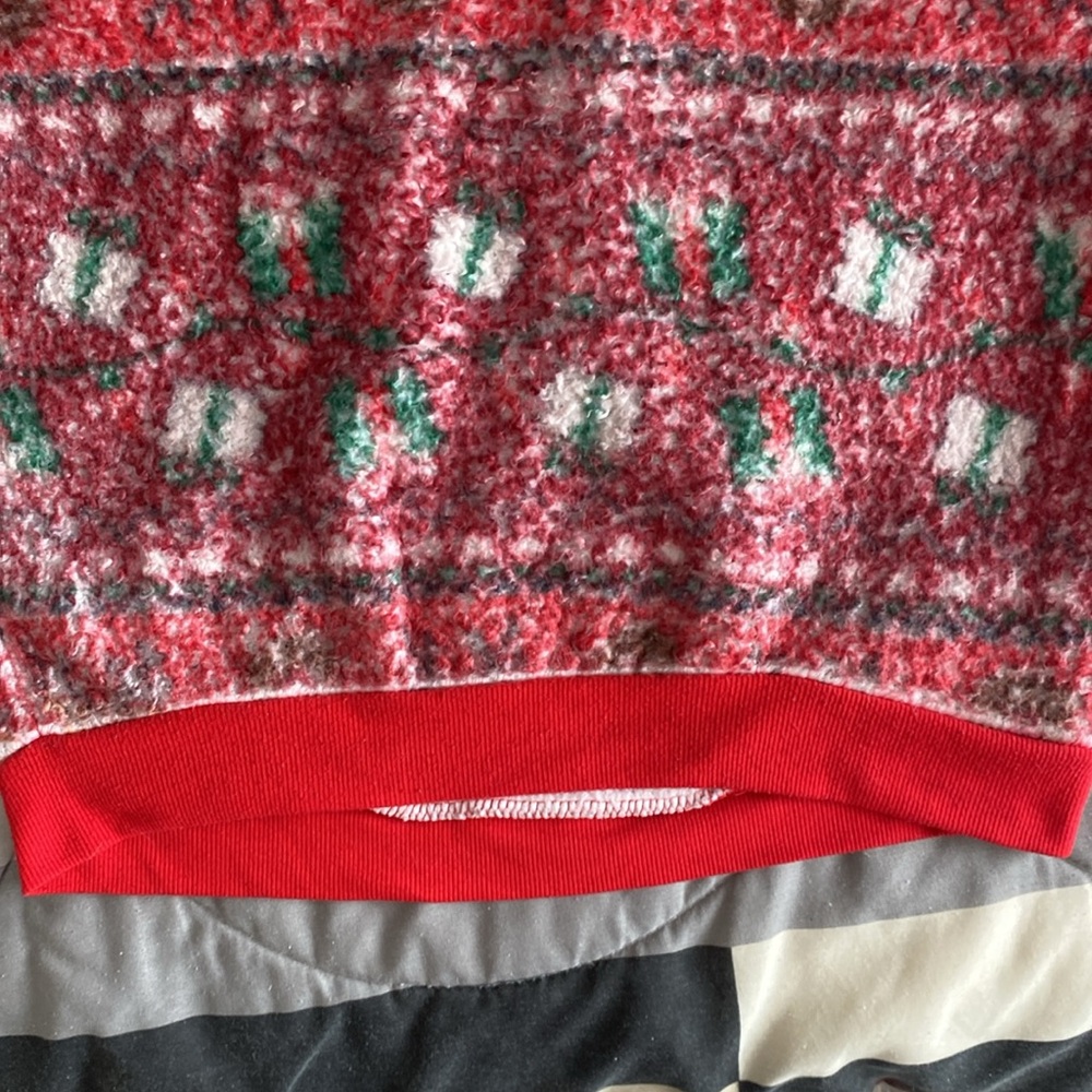 Christmas themed ugly crew neck sweater 🎁 - Picture 7 of 17